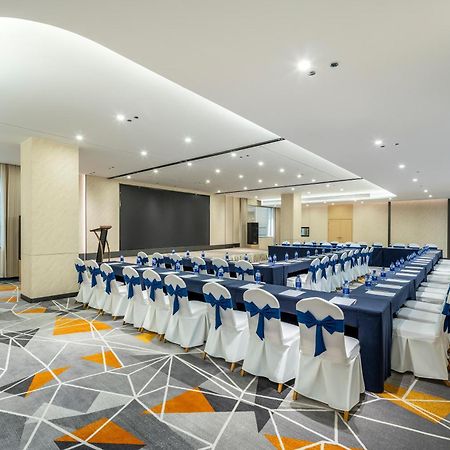 Holiday Inn Express Chengdu Tianfu Square By Ihg - Chunxi Road And Kuanzhai Alley Εξωτερικό φωτογραφία