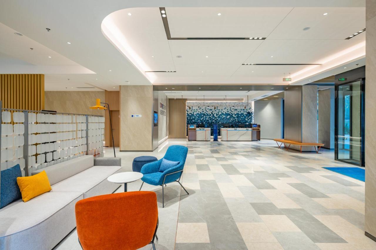 Holiday Inn Express Chengdu Tianfu Square By Ihg - Chunxi Road And Kuanzhai Alley Εξωτερικό φωτογραφία