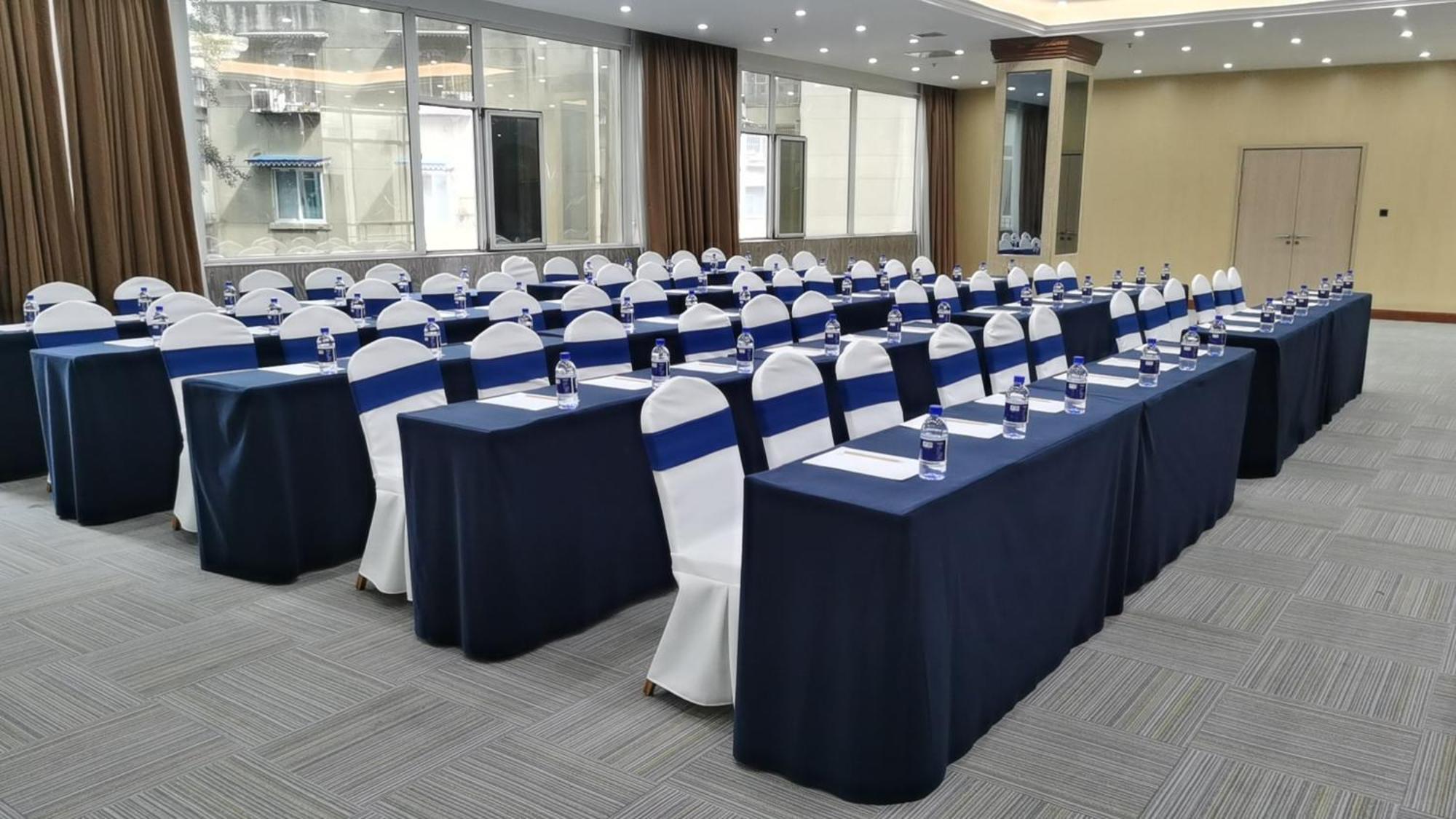 Holiday Inn Express Chengdu Tianfu Square By Ihg - Chunxi Road And Kuanzhai Alley Εξωτερικό φωτογραφία
