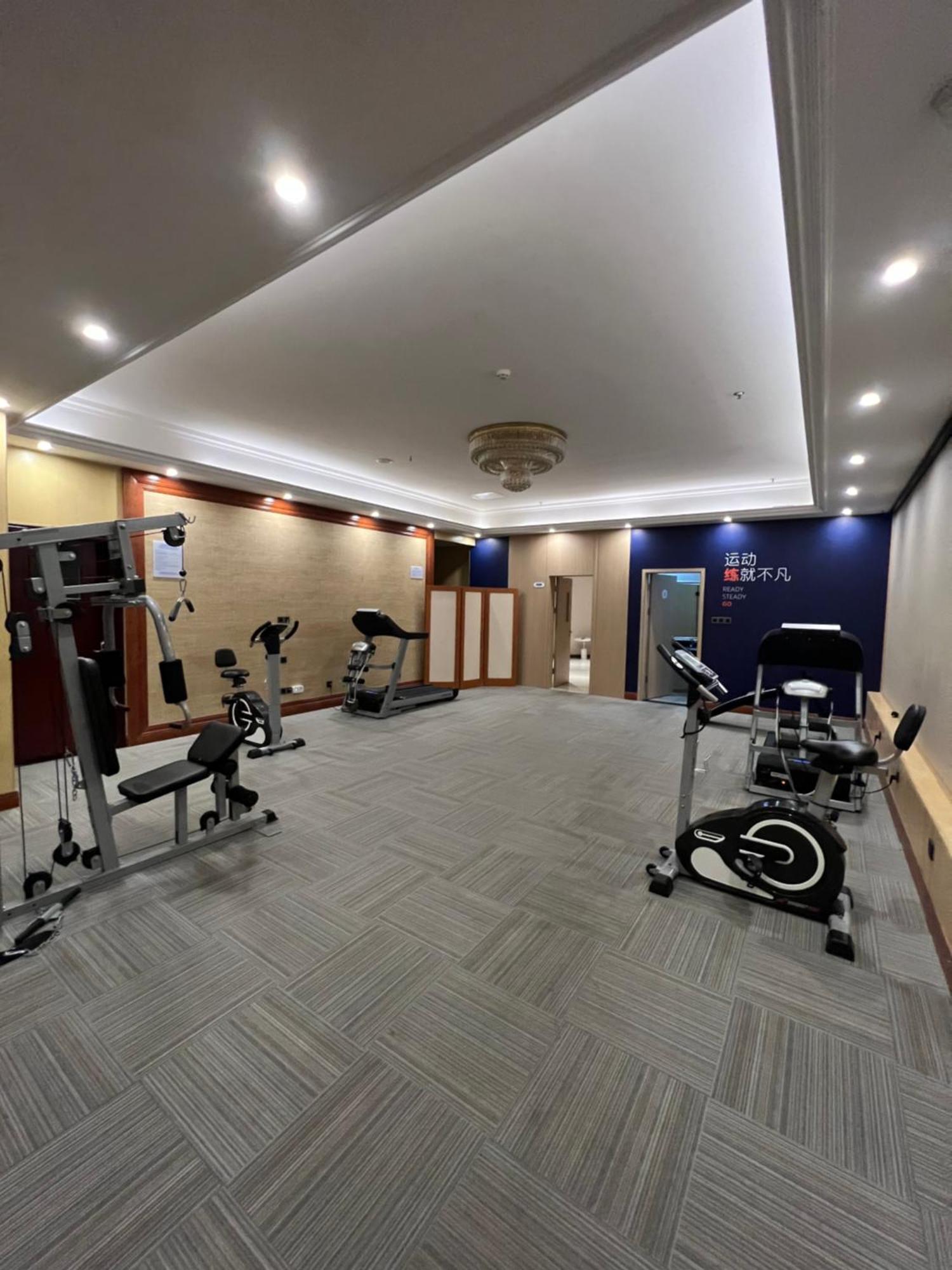 Holiday Inn Express Chengdu Tianfu Square By Ihg - Chunxi Road And Kuanzhai Alley Εξωτερικό φωτογραφία